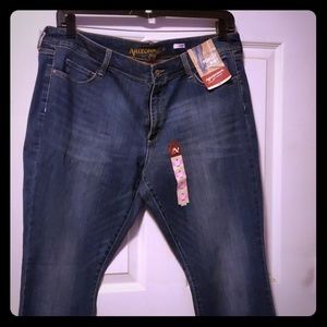 Juniors Arizona Perfect Boot Jeans